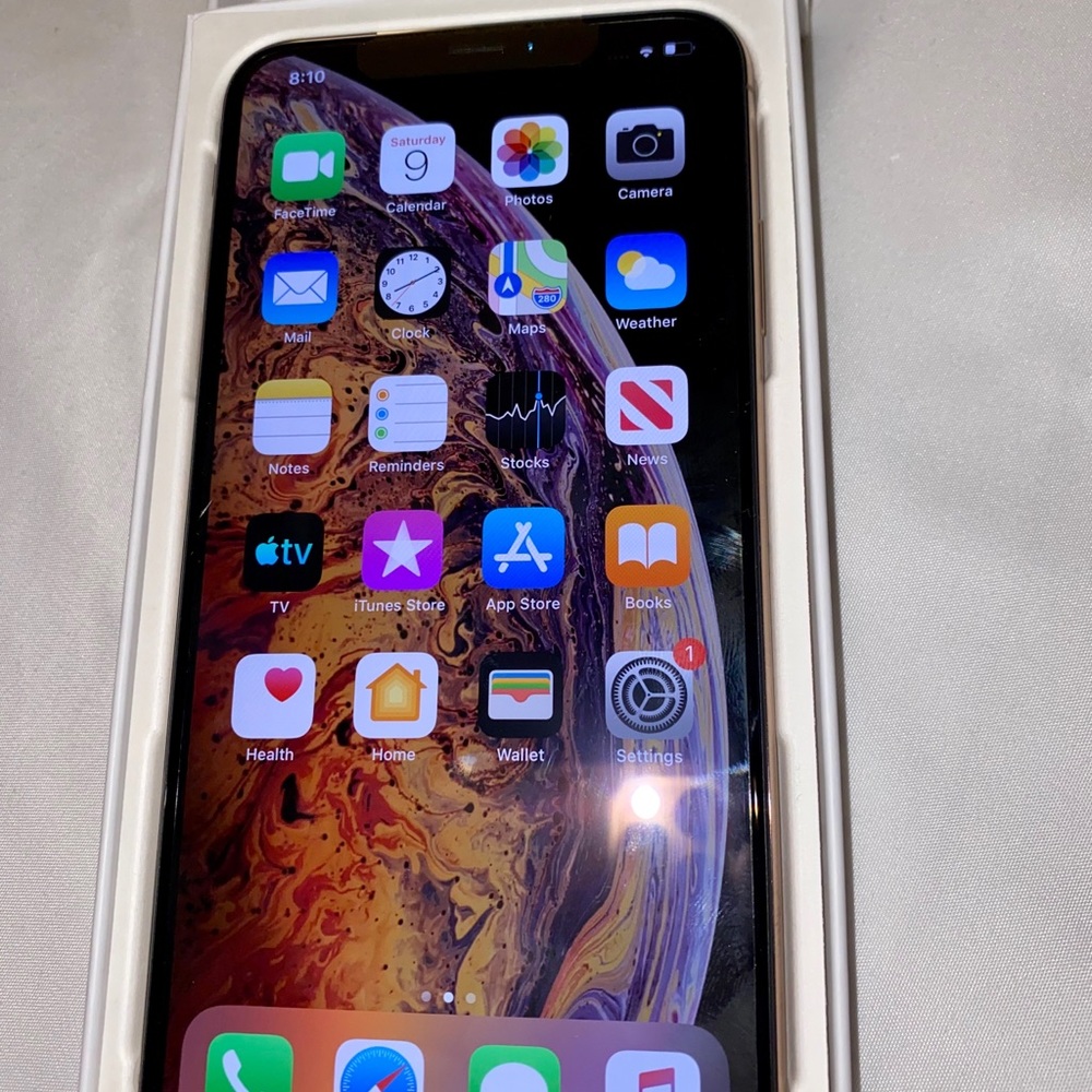 iPhone XS Max UNLOCKED BRAND NEW